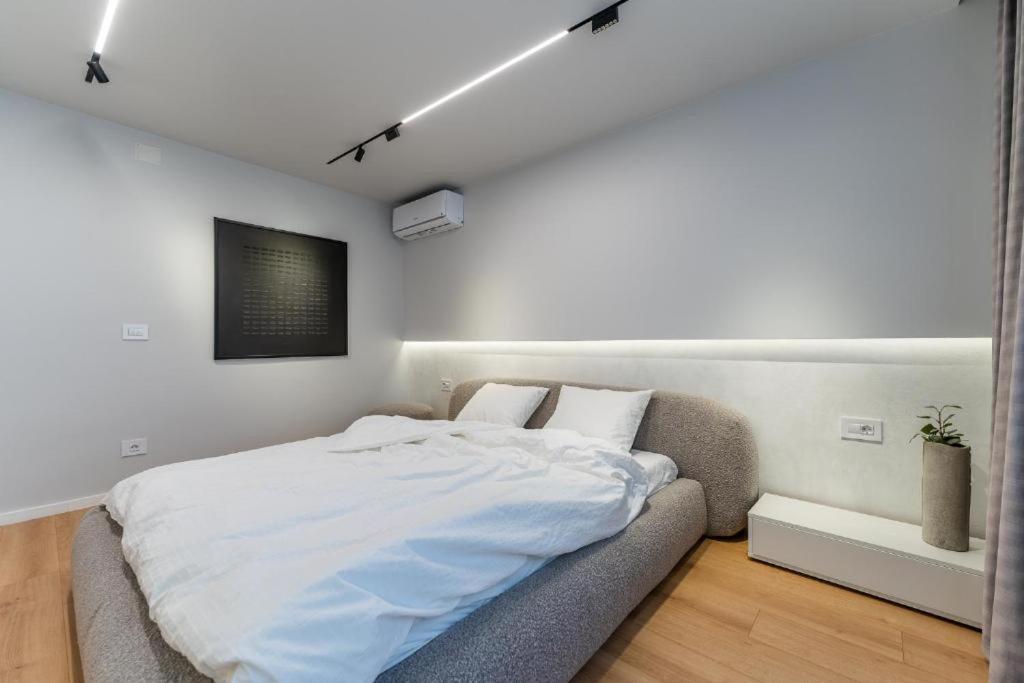 Central Epic Apartment-Self Check In Arad Dış mekan fotoğraf